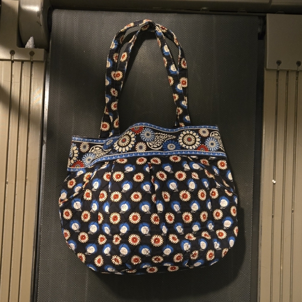 Stylish Blue and White Geometric Tote Bag